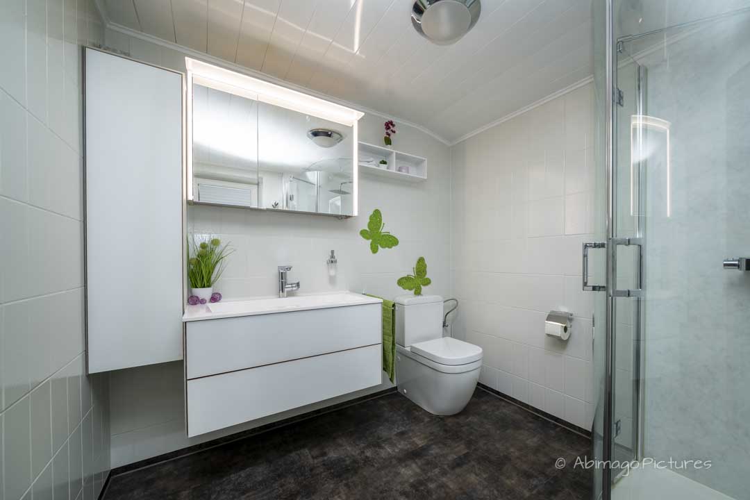Werbefoto Fliesenbeschichtung Badezimmer